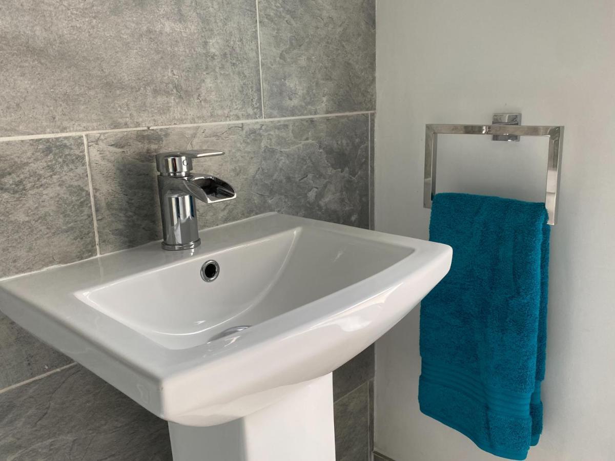 'Llandudno Central' - 2 Bed Luxury Flat, Close To Town And Beaches Екстер'єр фото