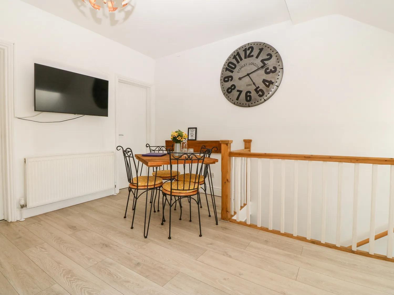 'Llandudno Central' - 2 Bed Luxury Flat, Close To Town And Beaches Екстер'єр фото